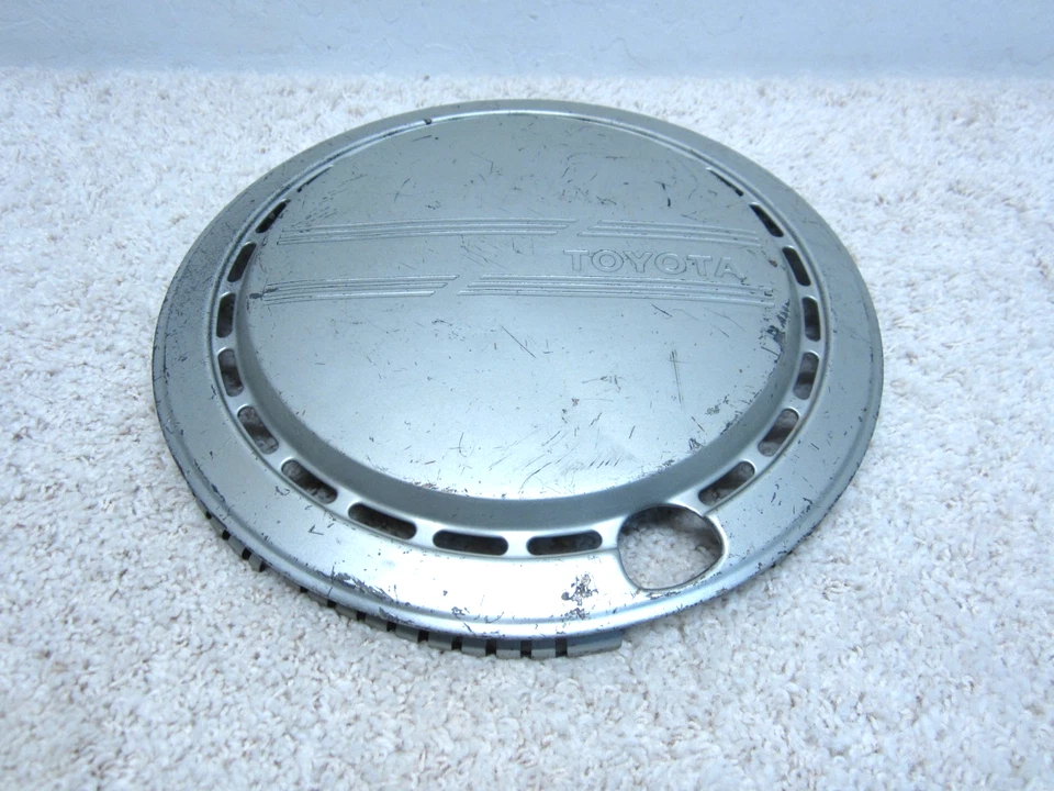 Toyota Pickup 1984-1986 OEM 14" tapacubos/cubierta de rueda 4262135160 #2FL-10 Foto 1 de 2