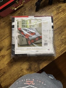 Virah Bella - Red Truck - Farm Life Lightweight Quilted Throw 50"x60" - Picture 1 of 5