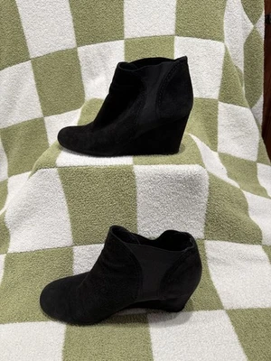 Botas al tobillo Stuart Weitzman para mujer de gamuza elásticas con inserción de cuña negras talla 10,5 medianas Foto 1 de 4