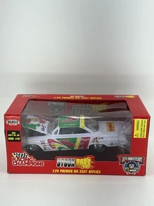 Racing Champions 1962 Chevy Bel Air #5 Terry Labonte Kellogg's 1:24 NASCAR - Picture 1 of 6