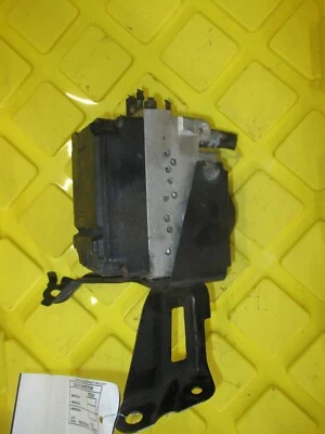 Toyota Camry SE 2003 frenos antibloqueo PTS 3,0 L AT FWD Foto 1 de 2