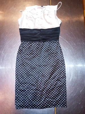 Chetta B Sherri Bloom Peter Noviello 尺寸 4 弹力丝绸缎连衣裙正式黑色 — 第 1/2 张图片