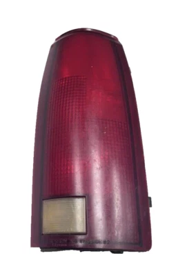 Luz trasera derecha pasajero Chevy K1500 GMC Tahoe Yukon Silverado Sierra 88-99 derecha derecha Foto 1 de 4