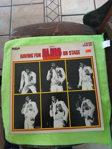 Elvis Presley Having Fun On Stage With Elvis Vinyl Record 1974 NM - Bild 1 von 6