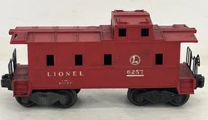 LIONEL POSTWAR 6257 SP CABOOSE WITH BAR-END TRUCKS IN GOOD ORIGINAL CONDITION - Picture 1 of 8