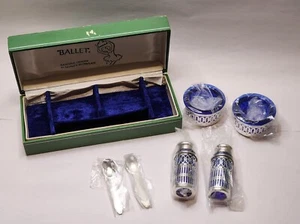 NEW-VINTAGE 6 PIECE COBALT BLUE SILVERPLATE SALT CELLAR SHAKER SET W/SPOONS NICE - Picture 1 of 18