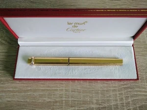 VINTAGE CARTIER VENDOME TRINITY FOUNTAIN PEN GOLD PLATED WITH BOX - Picture 1 of 12