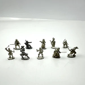 GW Ral Partha Warrior Mixed Lot of 10 Vintage 70s 80s 90s D&D Miniature Figures - Picture 1 of 9