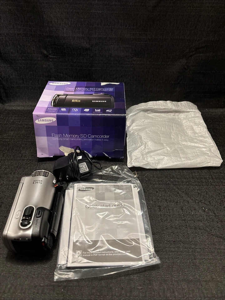 Samsung SMX-F50SN/XAA Flash Media Camcorder Tested/Works New In Damaged Box - Image 1 of 4