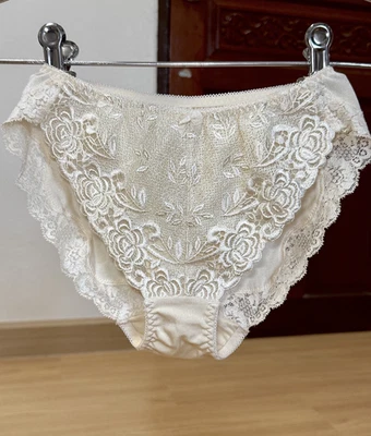 Braguita de nailon amarilla sedosa de colección audaz floral encaje Sissy bikini corte alto talla 6/M Foto 1 de 4