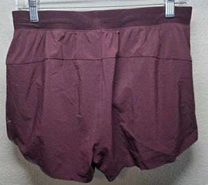 Lululemon Men Athletic Short Shorts Size Large  Burgundy With Liner - Picture 1 of 9