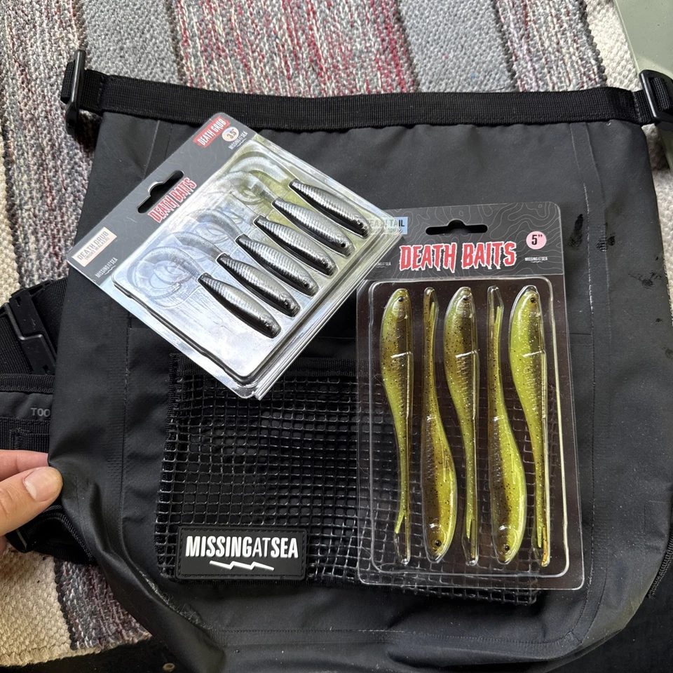New Missing At Sea Mayday 6L Waterproof Fishing Bum Bag+ 2x death baits included - image 1 of 4