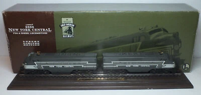 Hallmark Lionel 2333 New York Central F3A-A Diesel Locomotives w/Box, Case & COA - Image 1 of 4