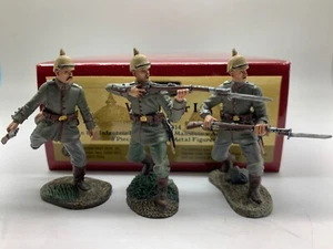 BRITAINS WWI MONS 1914 GERMAN 84TH ADVANCING SET #2 17656 54MM - Bild 1 von 1