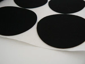 78mm diameter felt circle protective self adhesive pads in white & black x500 - Picture 1 of 9