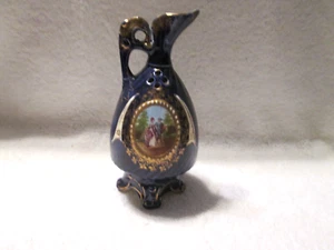 Brocca Popourri vintage in porcellana Ewer - Foto 1 di 6