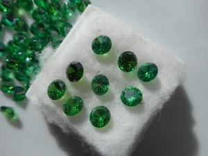 6mm green round cubic ziconia loose gemstones, 1 stone for £1.40p - Picture 1 of 6