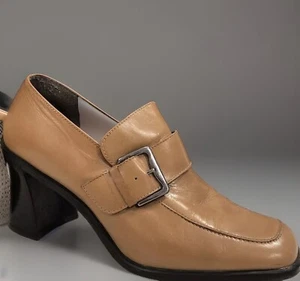 Nine West Sz 8.5 Slip On Leather Heels Buckle Accent Brixton - Picture 1 of 15