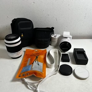 Samsung NX2000 White 200x Optical Zoom Digital Camera with Lens & Accessories - Picture 1 of 22