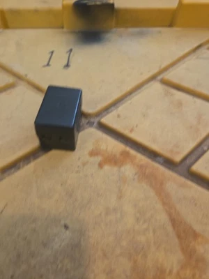 ⚙37919⚙ Mercedes-Benz A124 320E Cabriolet Fuse Box Connector - Imagen 1 de 4