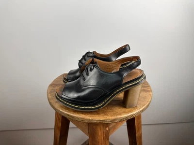 Tacones Dr Martens Tara para mujer negros punta abierta encaje grueso talla EU37 US6 UK4 Foto 1 de 4