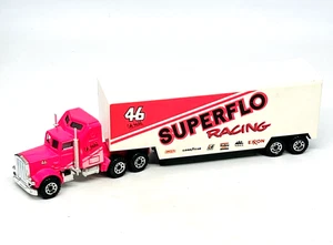 Matchbox International CY-16 rare Kenworth Aerodyne in pink, "Superflo", mint! - Picture 1 of 3