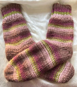 Sz US 9-10 Women's mid-calf Socks 100% wool thick pink beige Hand knit striped - Picture 1 of 6