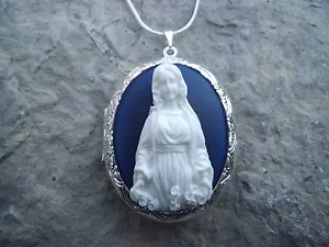 MEDAGLIONE CAMMEO VERGINE MARIA - ROSE - QUALITÀ - MADRE MARIA - RELIGIOSO, NATALE, PASQUA - Foto 1 di 5