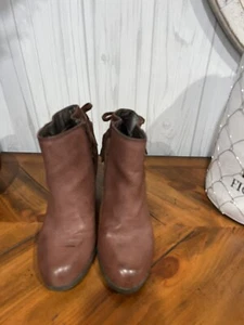 Women Boots Sz 10 Ankle Boot Brown By New Direction Excellent Condition - Picture 1 of 7