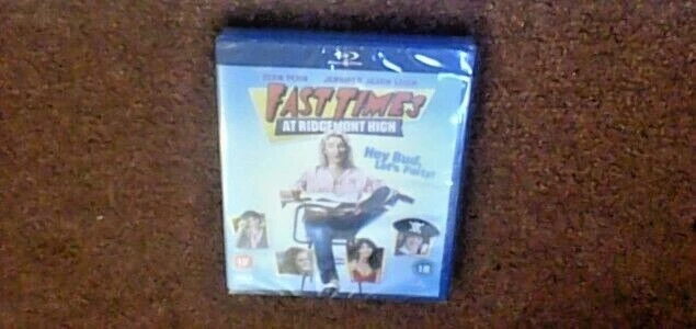 FAST TIMES AT RIDGEMONT HIGH UK BLU-RAY 2011 NEW Sean Penn Jennifer Jason Leigh - Image 1 of 1