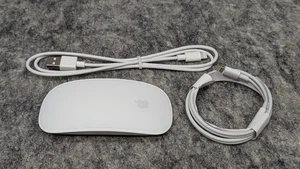 🔥Works Great🔥 Apple Magic Mouse 2 for Mac - White A1657 MK2E3AM/A - Picture 1 of 19
