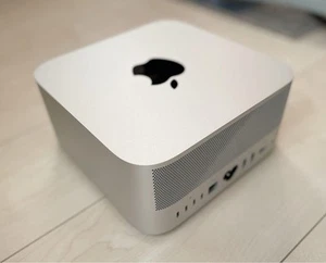 Apple Mac Studio M1 Max 10C CPU, 24C GPU, 32Go RAM 512Go SSD - Photo 1/2