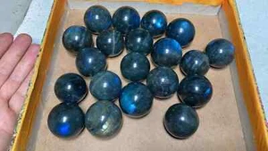 wholesales 20pcs 34-38mm 1400g Natural blue flash labradorite ball healing - Picture 1 of 1