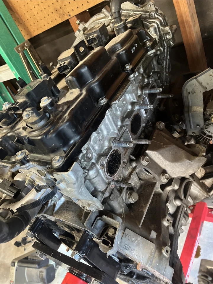 Nissan 350Z 2007-2008 culata pasajero derecho VQ35HR OEM Foto 1 de 1