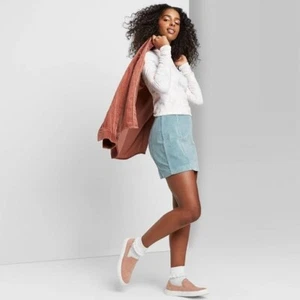 Women's Long Sleeve Mock Turtleneck CropTop xs NWT white, pink, gray 10000000060 - Picture 1 of 1