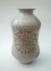 Vintage MCM Aldo Londi Bitossi Pottery Starburst Sgraffito Vase 15.5" - Picture 1 of 8