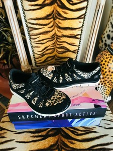skechers animal print trainers 