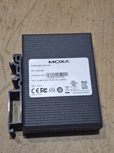 MOXA EDS-205 ETHERNET SWITCH - Picture 1 of 3