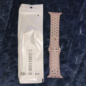Apple Watch Sport Band 42/44/45 mm Brown/tan - Picture 1 of 3