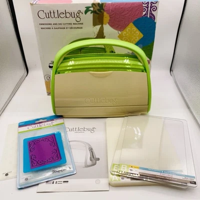 Cricut Cuttlebug Die Cutting Embossing Machine Crank Crafter Green Bundle Lot - Image 1 of 4
