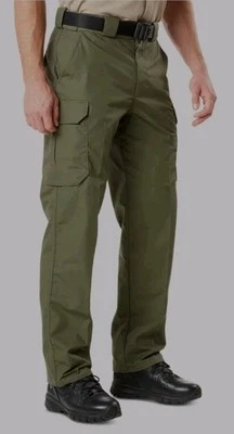 Calça cargo verde tamanho 34 alta x 34 conforto 5.11 Tactical 74064US CDCR Duty nova sem etiquetas  - Imagem 1 de 4