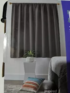 Cortina inteligente Better Home & Gardens (1 panel) gris 63 pulgadas Blackout panel ancho - Imagen 1 de 8