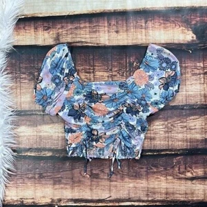Floral Ruched Front Crop Top - Picture 1 of 3