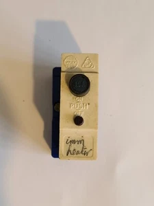 wylex 15A Taster Resettable MCB mit Sockel - Bild 1 von 2