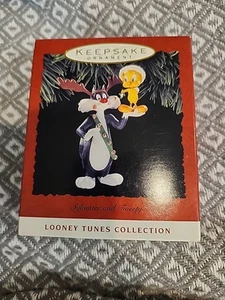 Hallmark Keepsake Christmas Ornament SYLVESTER AND TWEETY BIRD 1993 Looney Tunes - Picture 1 of 4