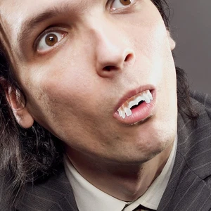 ALLY-MAGIC Gnarly Teeth 12 Pieces Ugly Fake Teeth Bob Teeth Gag Teeth Hallowe... - Picture 1 of 12