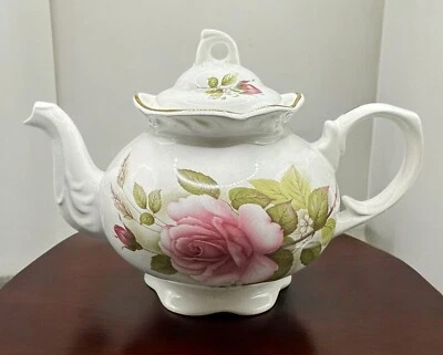 Tetera Arthur Wood & Son Staffordshire Inglaterra con rosas #6236 borde dorado Foto 1 de 4
