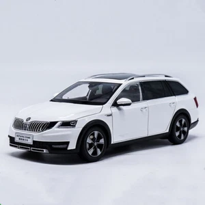 1/18 Scale For Volkswagen SKODA OCTAVIA Wagon White Diecast Car Model Collection - Picture 1 of 7