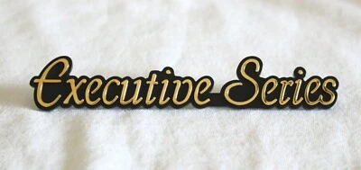 1997 LINCOLN TOWN CAR "EXECUTIVE SERIES" 24K GOLD PLATED SIDE EMBLEM-F7YZ16098AA - Image 1 of 2