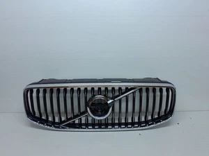 Volvo XC60 2018 Vorne Oberes Gitter vorne 31457465 DSG21141 - Bild 1 von 7